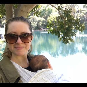 Meet your Posher, Carrie